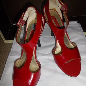 Bandolino Women's Classic Red Heeled Sandal Ankle Buckle sz 7M